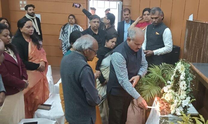 पालोना के द्वारा संवेदना आभार समारोह का आयोजन, मंत्री दीपिका पांडेय सिंह हुई शामिल...