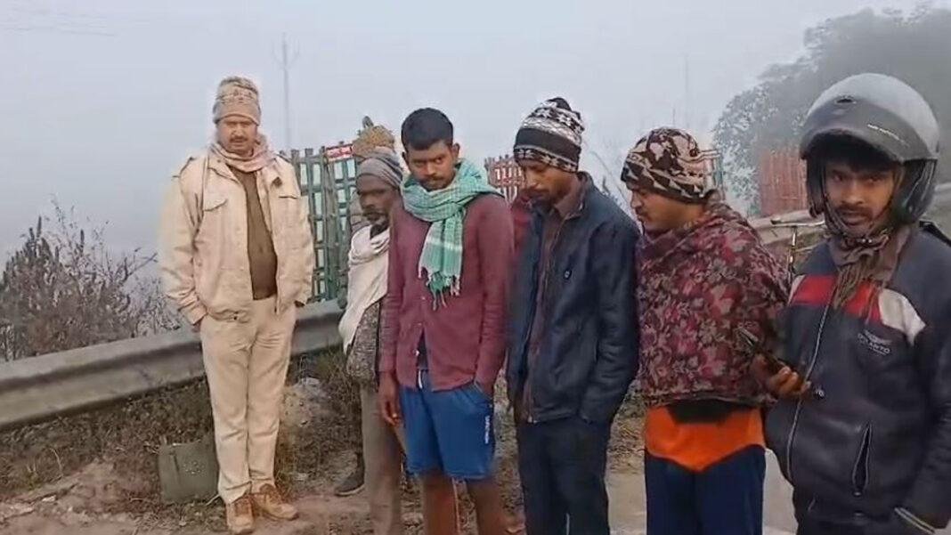 संदिग्ध हालात में महिला का मिला शव, लोगों ने जताई हत्या की आशंका