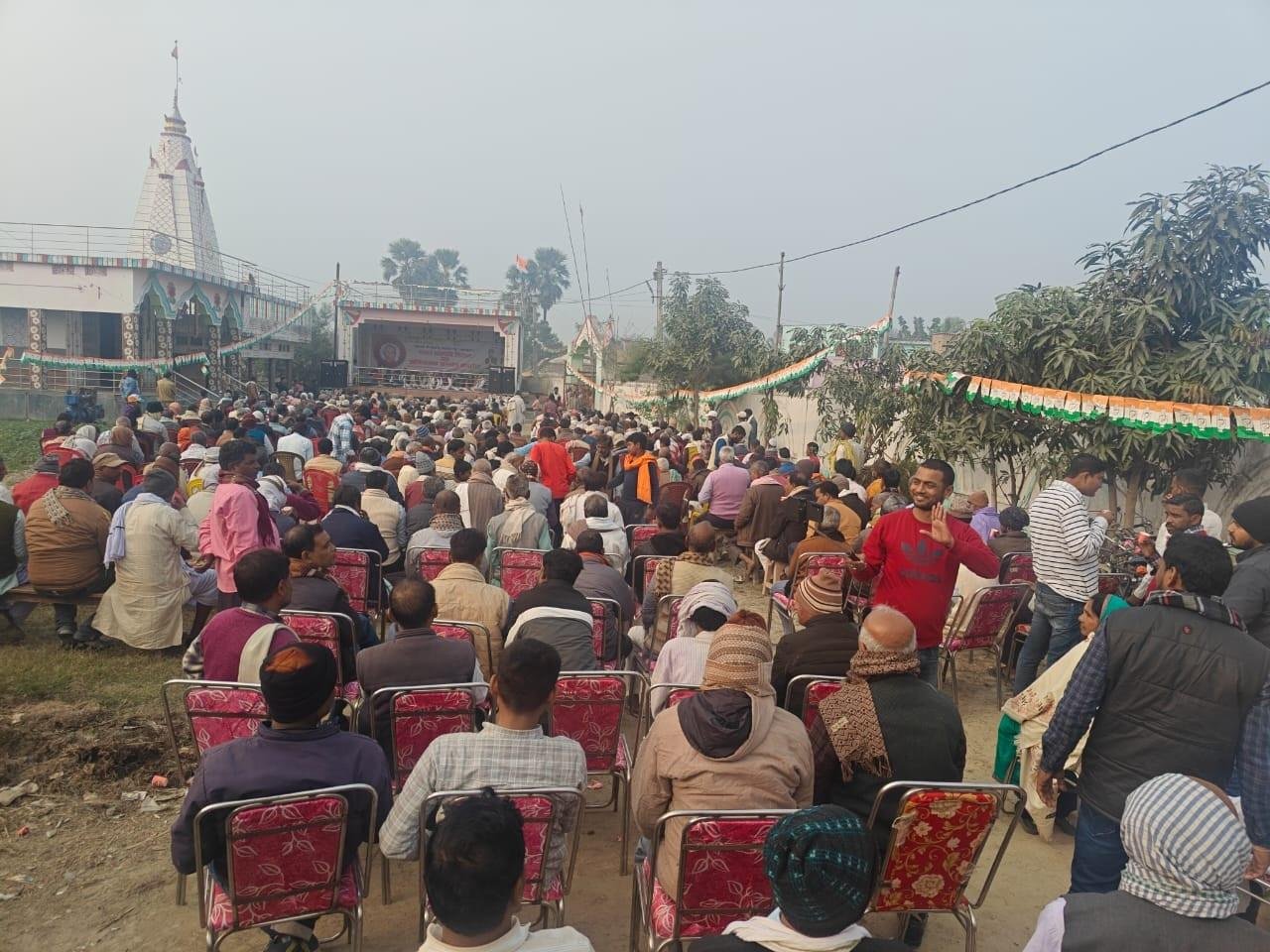 सूर्य उत्तरायण होने के उपरांत मकर संक्रांति के अवसर पर हजारों लोगों ने लिया दही-चूरा भोज का आनंद