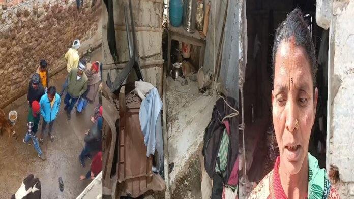 बेखौफ बदमाशों ने व्यक्ति का तोड़ा घर, Video Viral