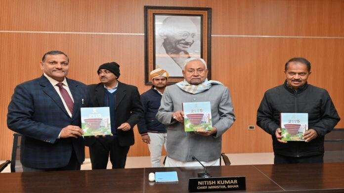 मुख्यमंत्री ने सूचना एवं जन-संपर्क विभाग के बिहार डायरी एवं कैलेंडर-2025 का किया लोकार्पण