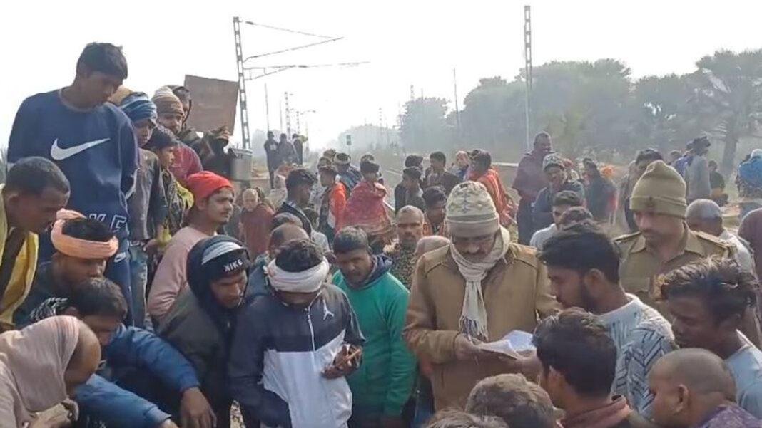 ट्रेन की चपेट में आने से बुजुर्ग की मौत