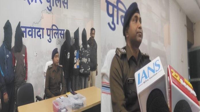पुलिस को मिली बड़ी कामयाबी, 5 अपराधी गिरफ्तार