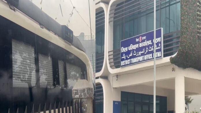 प्रशांत का Vanity Van जब्त, लाया गया DTO ऑफिस