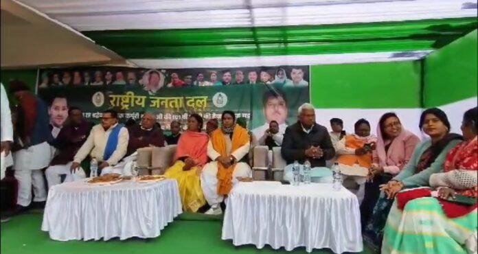 RJD में थे तो 'जंगलराज', अब क्या हो रहा?