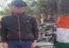 पुलिस ने चोरी के बाइक के साथ युवक को किया गिरफ्तार
