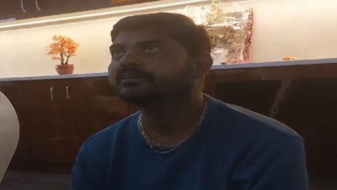 नगर परिषद कार्यपालक अधिकारी ने वार्ड पार्षद से मंगा कमिशन