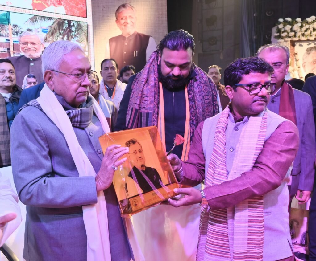 अपने परम मित्र सुशील मोदी की जयंती पर श्रद्धांजलि देने पहुंचे CM नीतीश | 22Scope News Sushil Modi 2 22Scope News