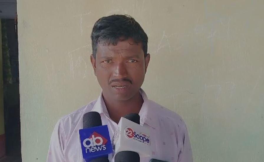 Deoghar Crime : घर के सामने से ट्रैक्टर की चोरी, जांच में जुटी पुलिस...