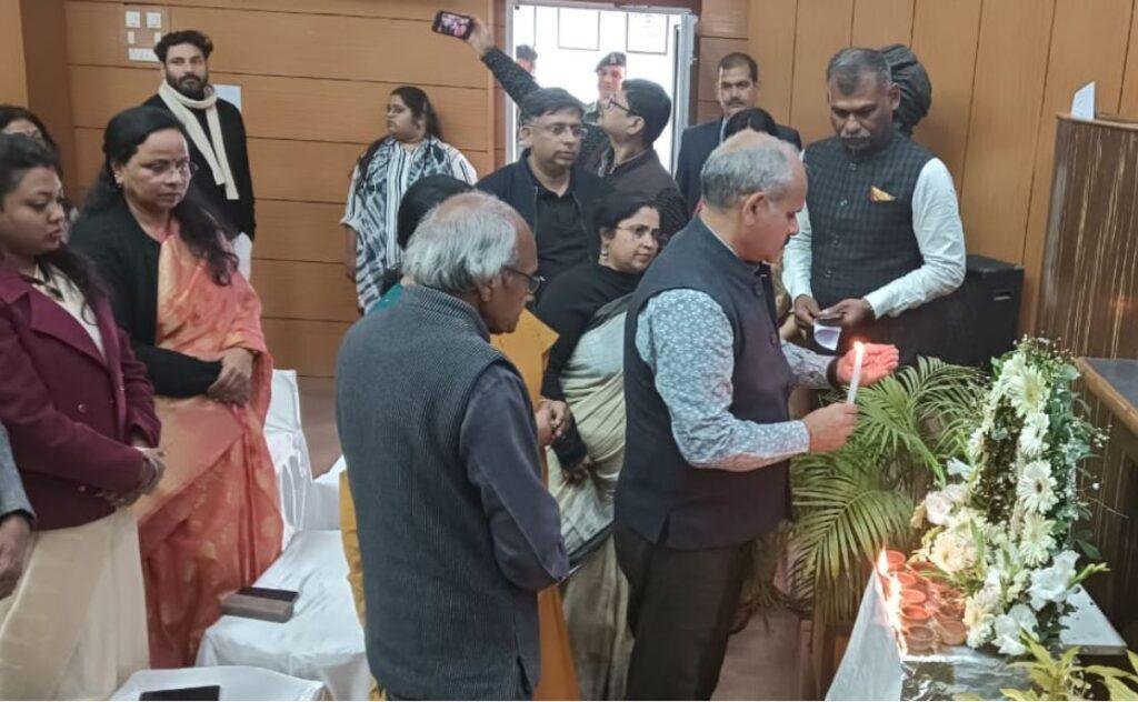 पालोना के द्वारा संवेदना आभार समारोह का आयोजन, मंत्री दीपिका पांडेय सिंह हुई शामिल... | 22Scope News ktui8 22Scope News