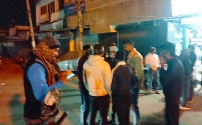 Gumla : घर की छत से व्यक्ति का शव मिलने से मची सनसनी, जांच में जुटी पुलिस...