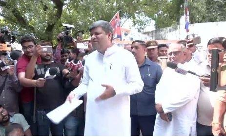यूपी के मंत्री आशीष पटेल