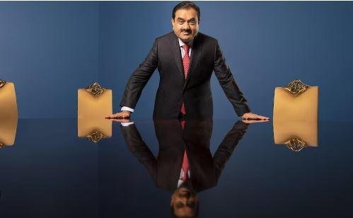 गौतम अडानी के शेयर आजा बाजार में छाए। 