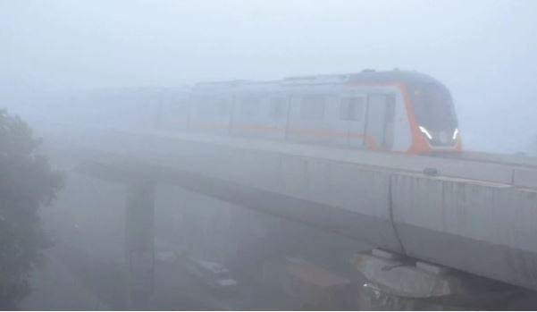 घने कोहरे में ट्रेन सेवाएं प्रभावित