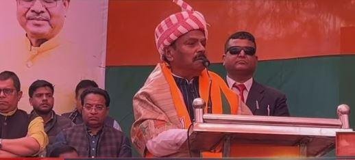 Breaking : एक सेवक बनकर जनता की सेवा के लिए आया हूं