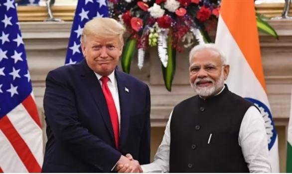 अमेरिकी राष्ट्रपति डोनाल्ड ट्रंप के साथ पीएम मोदी की फाइल फोटो