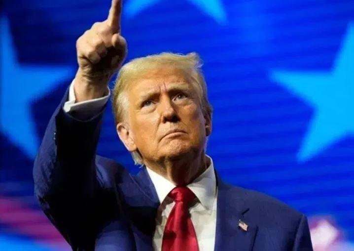 Donald Trump ने बांग्लादेश को अमेरिकी सहायता पर लगाई रोक, बड़ा झटका | 22Scope News अमेरिकी राष्ट्रपति डोनाल्ड ट्रंप