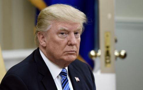 Donald Trump ने बांग्लादेश को अमेरिकी सहायता पर लगाई रोक, बड़ा झटका | 22Scope News अमेरिकी राष्ट्रपति डोनाल्ड ट्रंप