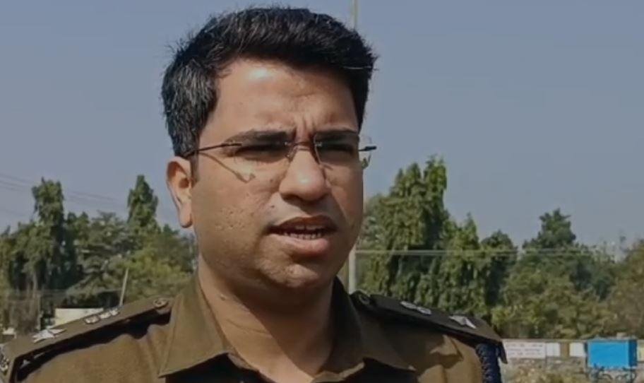 Jamshedpur Murder : मामले की जानकारी देती पुलिस
