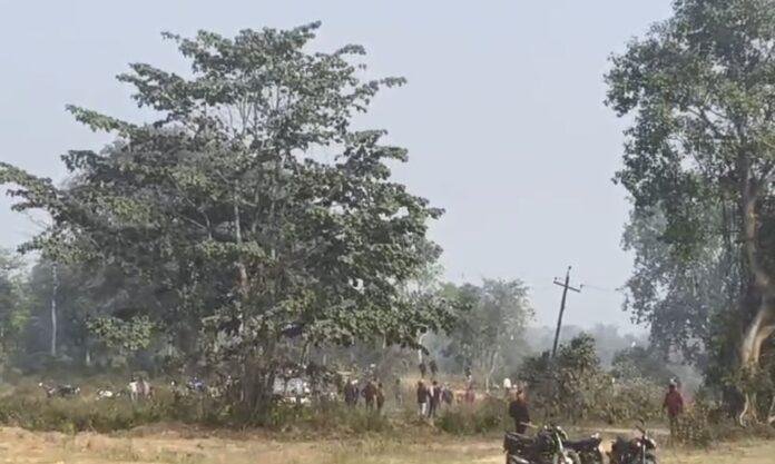 Baghmara Breaking : गोलियों की तड़तड़ाहट से थर्राया बाघमारा, दो गुटों में खूनी संघर्ष...