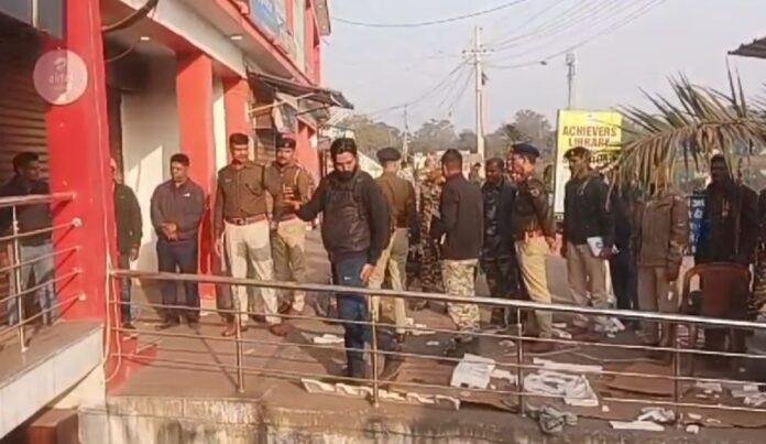 तीब78-min Baghmara Violence Update : कारू यादव के कई ठिकानों पर पुलिस की दबिश, 300 टन अवैध कोयला जप्त...