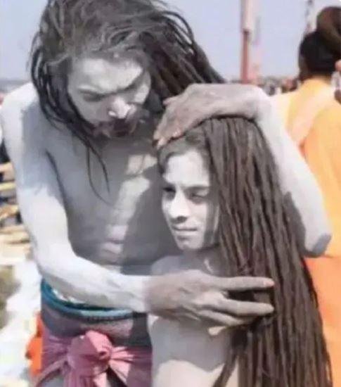प्रशिक्षु नागा साध्वी