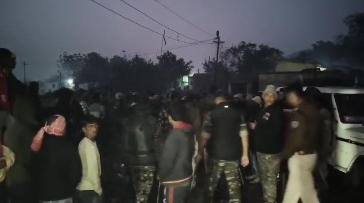 बाघमारा में प्रदर्शन Baghmara