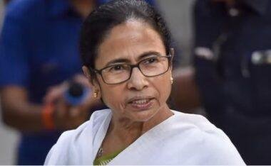 RG Kar Doctor Rape Murder Case में हाईकोर्ट पहुंची ममता सरकार, दोषी के लिए मांगी फांसी RG Kar Doctor Rape Murder Case में सुनाई गई सजा पर नाखुश हैं सीएम ममता बनर्जी।