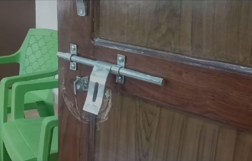 Dhanbad Crime : सातवें आसमान पर चोरों का मनोबल, निर्माणाधीन भवन से उड़ा ले गए इतना कैश... | 22Scope News ीूहहबब min 22Scope News