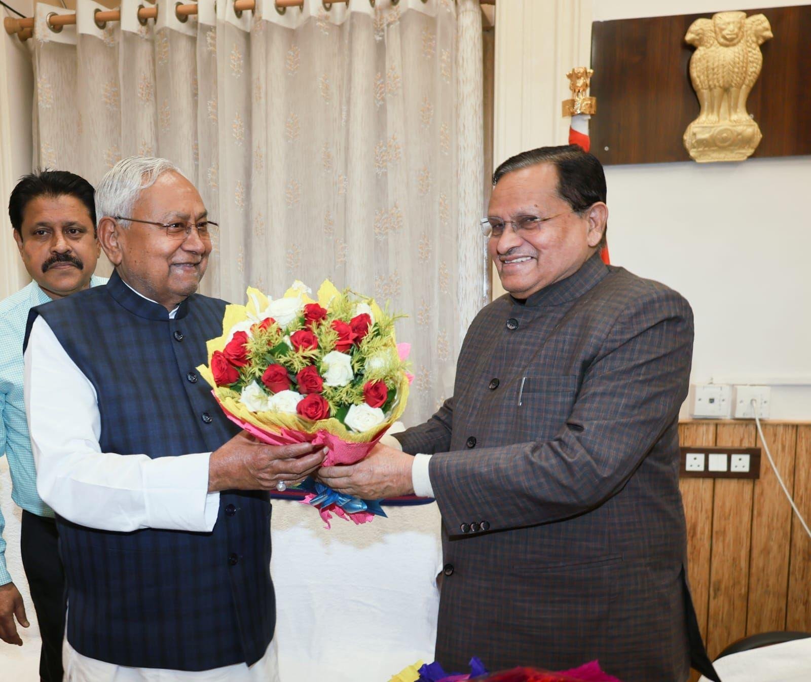 विधानमंडल का Budget Session आज से, सीएम ने सभापति से की मुलाकात तो लेफ्ट विधायक बेड़ियों में पहुंचे... | 22Scope News 2 46 22Scope News