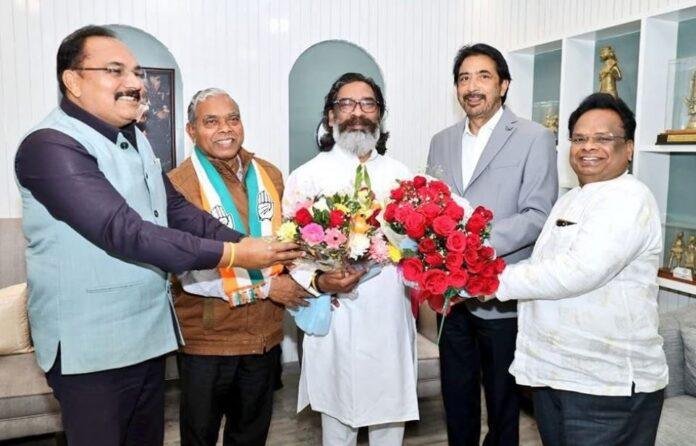 Breaking : सीएम हेमंत सोरेन से कांग्रेस प्रभारी जीए मीर सहित प्रतिनिधिमंडल ने की मुलाकात...