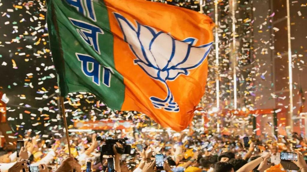 मुखिया विहीन विपक्ष: भाजपा की उलझन और सीपी सिंह की दुविधा | 22Scope News मुखिया विहीन विपक्ष : भाजपा के नेतृत्व की कमजोरी