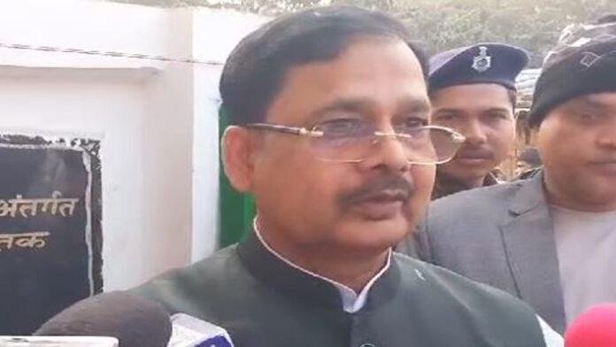 पूर्व मंत्री शमीम अहमद ने 6 सड़कों का किया उद्घाटन