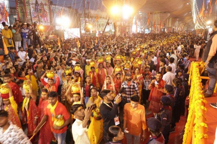 Mahashivaratri पर दिखी आस्था और भक्ति की अद्भुत छटा, राज्यपाल और सीएम ने उतारी आरती..