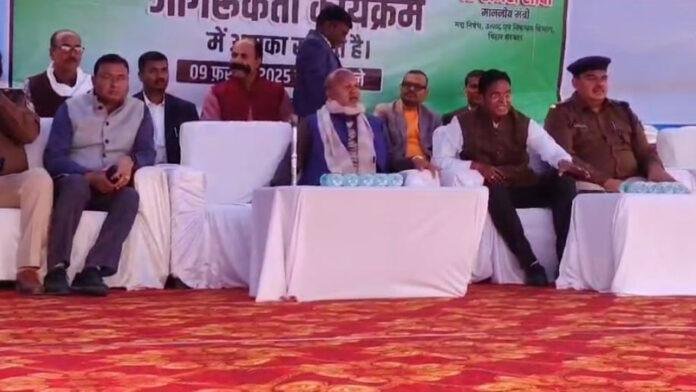 शराबबंदी जागरूकता कार्यक्रम का आयोजन, मंत्री रत्नेश सादा ने दीप प्रज्वलित कर किया शुभारंभ