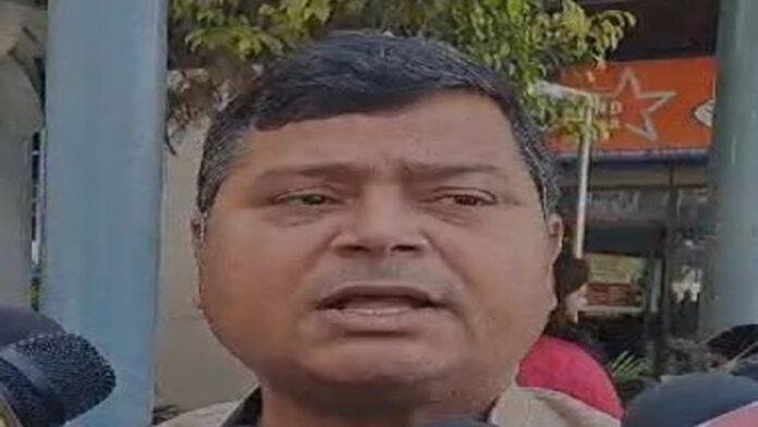 राज भूषण निषाद का लालू-तेजस्वी पर निशाना, कहा- दोनों अहंकार में हैं चूर