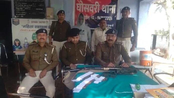 टॉप-10 की सूची में शुमार बबलू यादव अवैध सामान के साथ गिरफ्तार