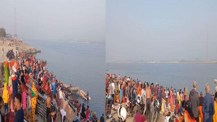 माघी पूर्णिमा पर पटना के गंगा घाट पर उमड़ा श्रद्धालुओं का सैलाब