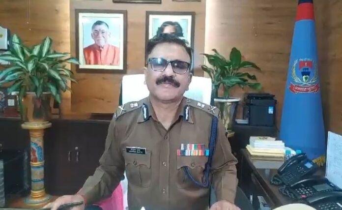 Ranchi : झारखंड में नक्सलियों का काउंटडाउन शुरु, इस दिन तक खत्म हो जाएंगे नक्सली-डीजीपी का दावा...