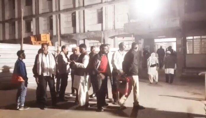 Bokaro : बीएसएल प्लांट में गिरकर ठेका मजदूर की मौत, मजदूरों ने कर दिया...