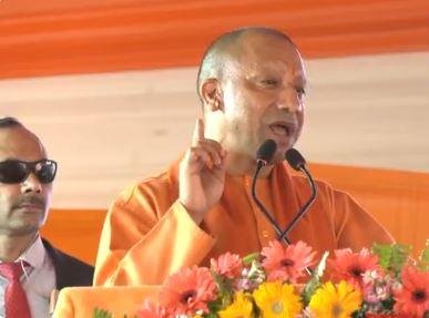 सीएम योगी आदित्यनाथ।