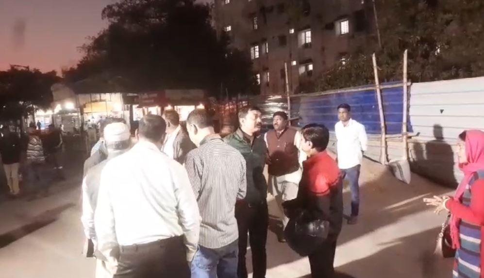 Bokaro : घटना के बाद लगी लोगों की भीड़