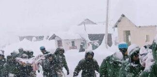 Chamoli Avalanche ग्लेशियर फटने के बाद चमोली में जारी रेस्क्यू ऑपरेशन का दृश्य
