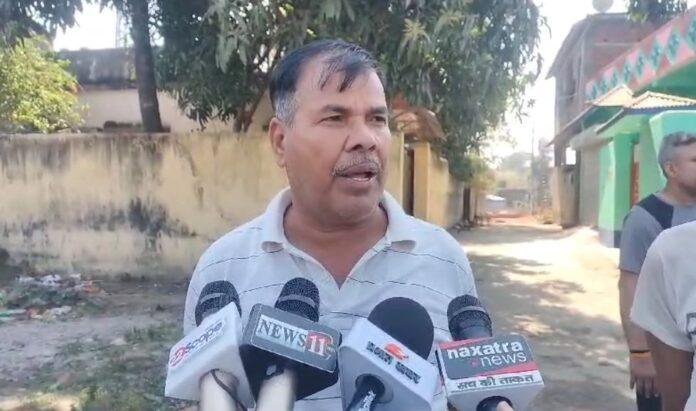 Dhanbad : महाकुम्भ पर प्रयागराज गया था आर्मी अधिकारी, घर का ताला तोड़कर....