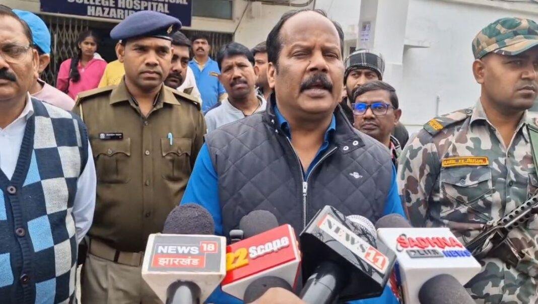 Hazaribagh : सड़क दुर्घटना में दो युवकों की मौत के बाद बिगड़े हालात, परिजनों ने कर दिया...