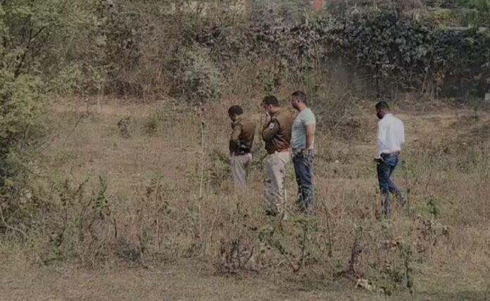 Bokaro Murder : पुलिस लाइन की चार दीवारी के पास कलाई कटी शव मिलने से मची सनसनी, जांच में जुटी पुलिस...