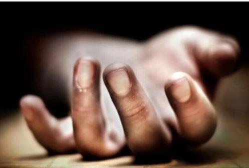 Gumla Murder : शख्स ने हॉकी स्टिक से पीट-पीटकर कर दी पत्नी की हत्या और शव के साथ...