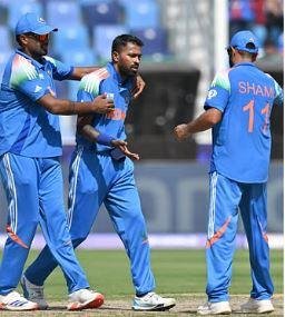 भारत पाक मैच का दृश्य