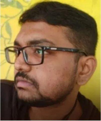 महाकुंभ में संगम स्नान करतीं-वस्त्र बदलती महिलाओं की तस्वीरें-वीडियो बेचने में दबोचे गए 3 साइबर अपराधी महाकुंभ में नहातीं महिलाओं की तस्वीर-वीडियो बेचने वाला मुख्य आरोपी प्रज्जवल तेली।
