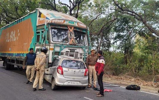 यूपी के महोबा हादसे का मंजर